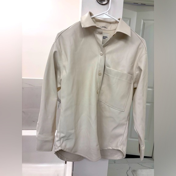 Tops - Cream Oversized Button Down Shirt Abercrombie and Fitch XXS Cream